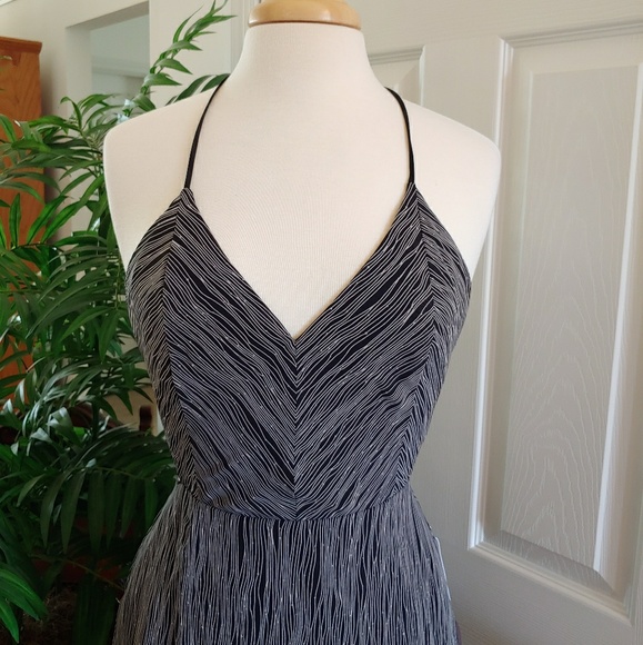 SOLD! Forever 21 Lace Up Back Maxi Dress - Picture 2 of 8